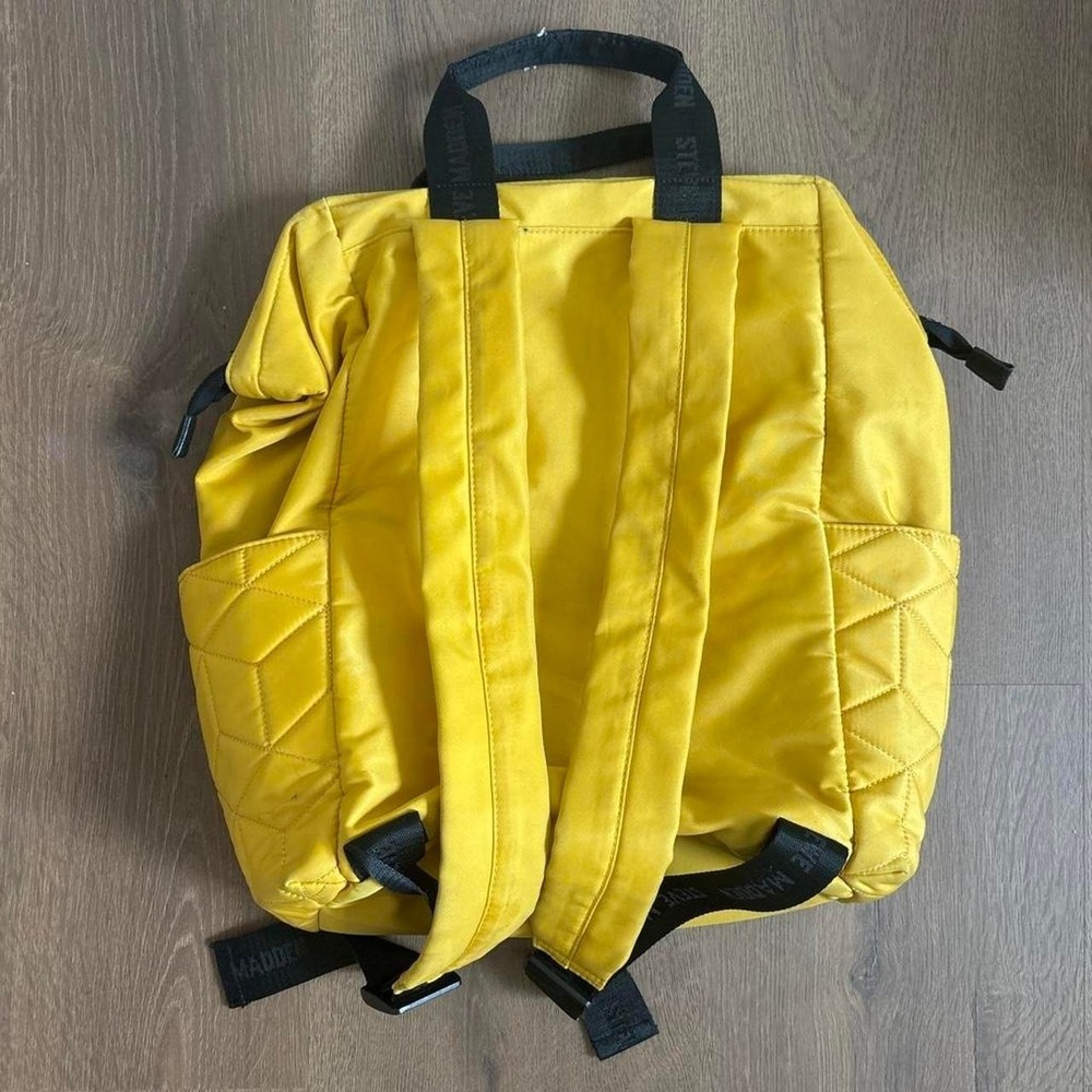 Steve Madden Yellow Geometric Quilted Nylon Backpack Womens Black Trim Bag - Picture 2 of 5